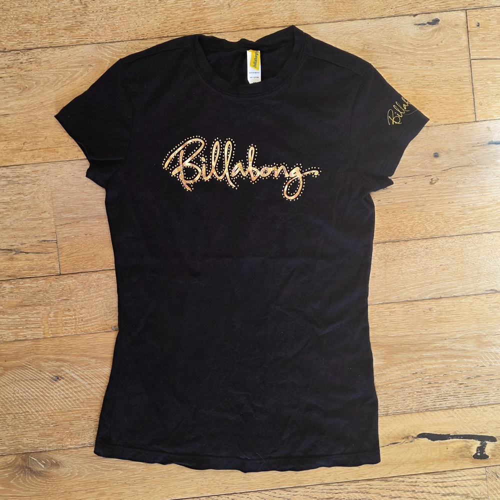 y2k Billabong Black & Gold Fitted Black Holographic Tee surf skate coconut girl